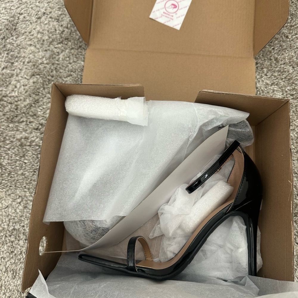 Fashionnova Heels NWT - Picture 4 of 4